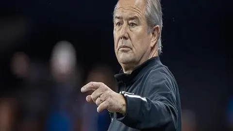 曼城英超七连胜终止，西汉姆联两分逆袭专家质合分析前区十码